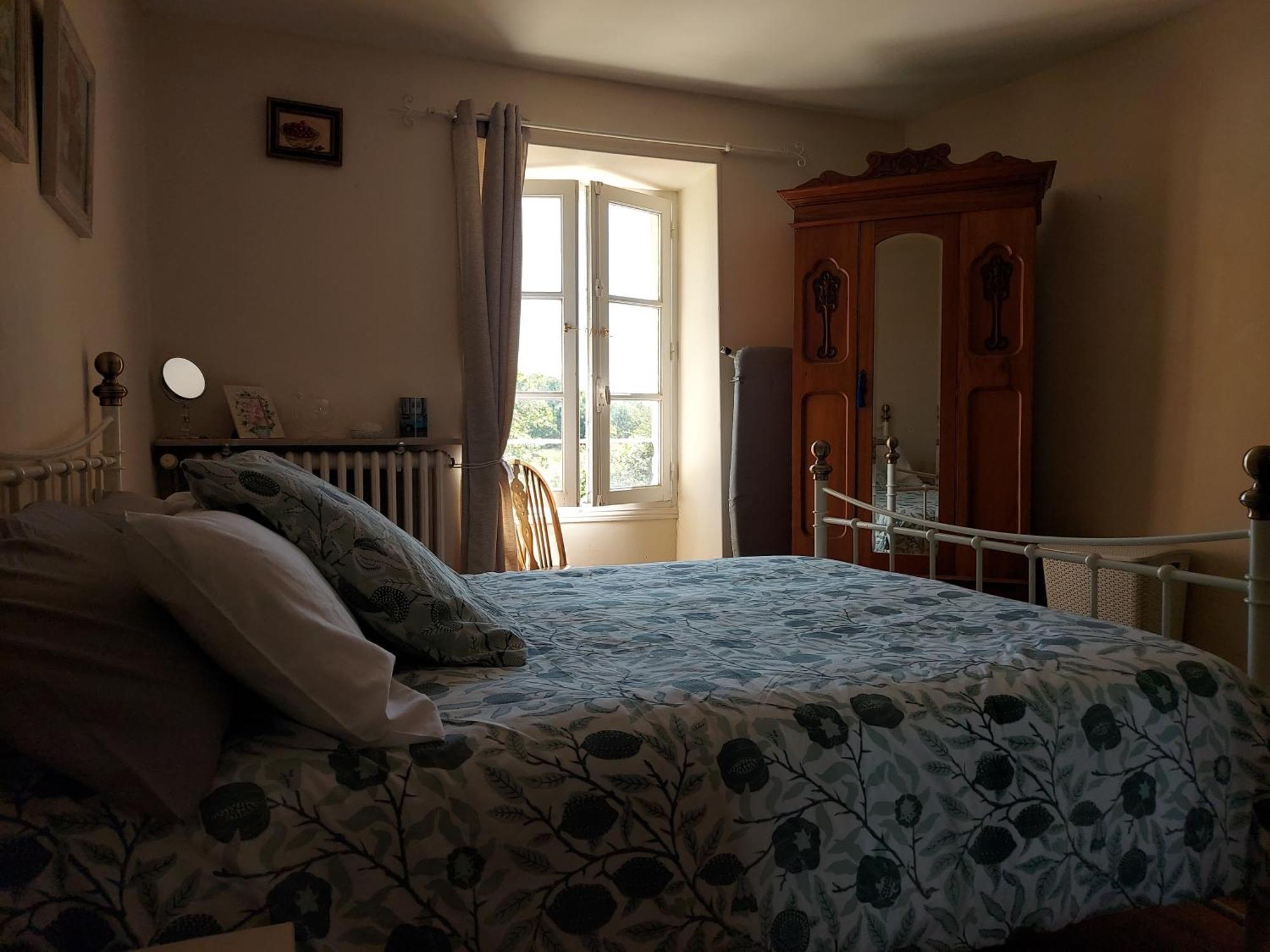 Charming Two Bedroom Gite With Beautiful Gardens Confolens Exterior photo